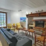 Les Glycines - Maison Familiale Avec Jardin, Entre Nature Et Confort Jou-sous-Monjou