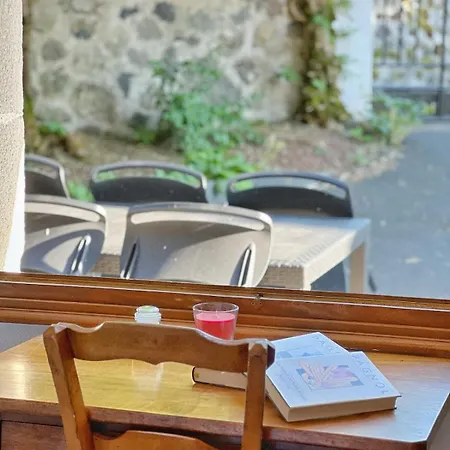 Les Glycines - Maison Familiale Avec Jardin, Entre Nature Et Confort Ferienhaus Jou-sous-Monjou