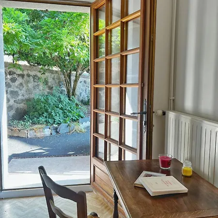 Ferienhaus Les Glycines - Maison Familiale Avec Jardin, Entre Nature Et Confort