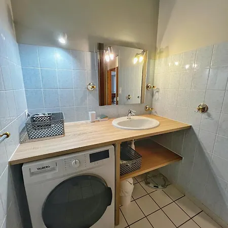 Semesterbostad Les Glycines - Maison Familiale Avec Jardin, Entre Nature Et Confort Jou-sous-Monjou