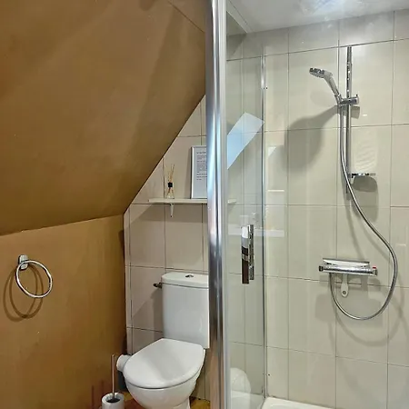 Les Glycines - Maison Familiale Avec Jardin, Entre Nature Et Confort Jou-sous-Monjou