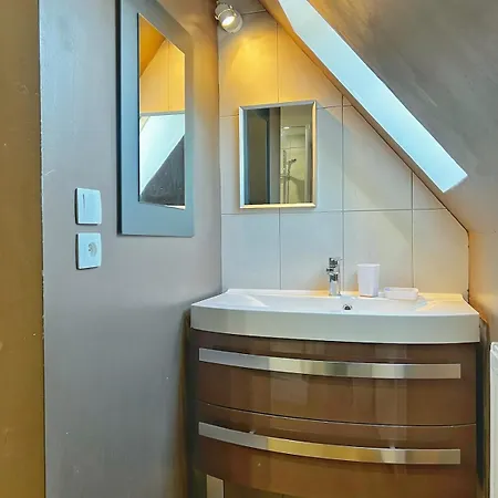 Les Glycines - Maison Familiale Avec Jardin, Entre Nature Et Confort