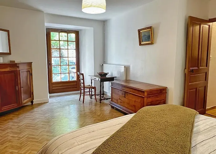 Les Glycines - Maison Familiale Avec Jardin, Entre Nature Et Confort