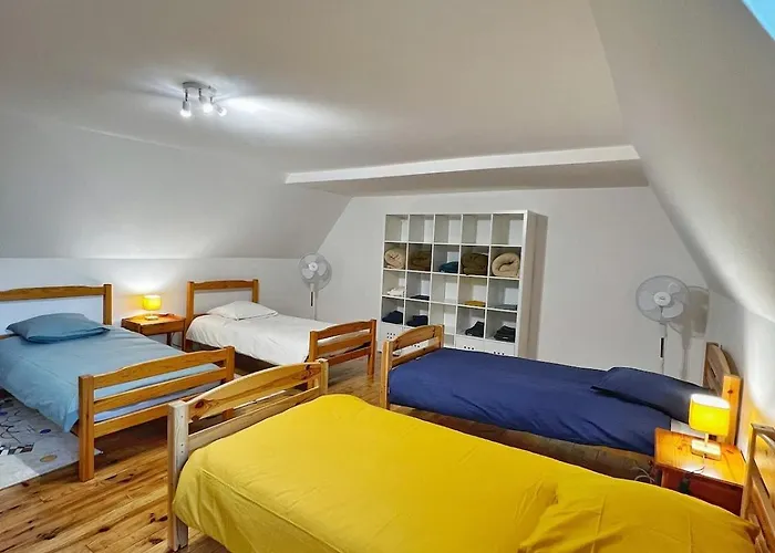 Les Glycines - Maison Familiale Avec Jardin, Entre Nature Et Confort Jou-sous-Monjou