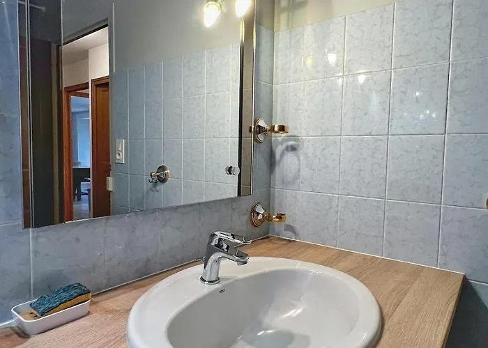 Les Glycines - Maison Familiale Avec Jardin, Entre Nature Et Confort *